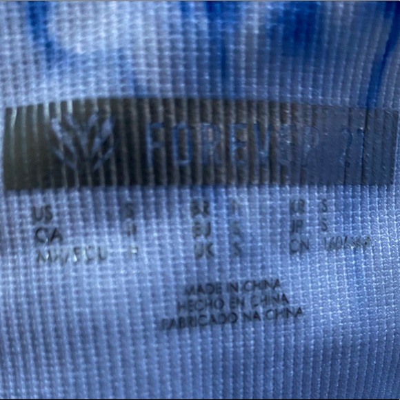 NWT Forever 21 Size: Small Tie Dye Marbled High Waist Buttery Soft Leggings - Picture 8 of 11